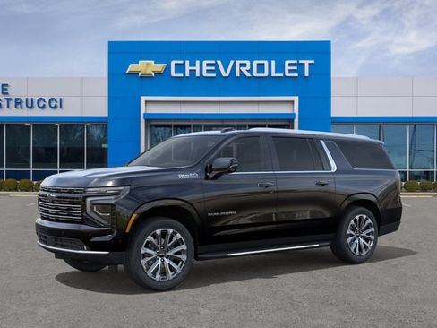 New 2026 Chevrolet Suburban High Country AWD/4WD image 2