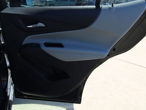 Used 2021 Chevrolet Equinox Premier AWD/4WD image 42