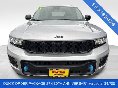 Used 2023 Jeep Grand Cherokee 30th Anniversary image 2