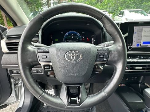 Used 2025 Toyota Camry LE w/ Convenience Package AWD/4WD image 21