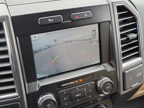 Used 2016 Ford F150 XLT w/ Equipment Group 302A Luxury image 27