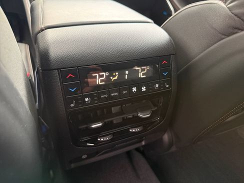 Used 2022 Jeep Grand Cherokee L Summit AWD/4WD image 11