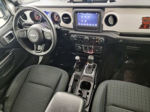 Used 2021 Jeep Wrangler Sport AWD/4WD image 31