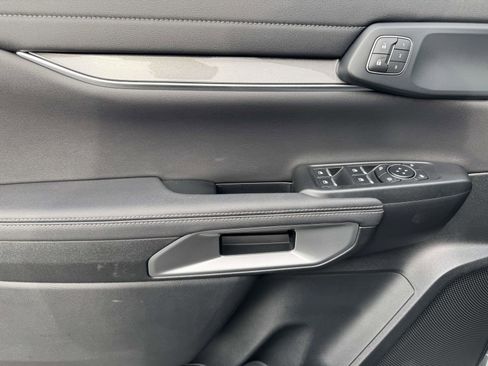 Used 2024 Ford Ranger Lariat w/ FX4 Off-Road Package image 15