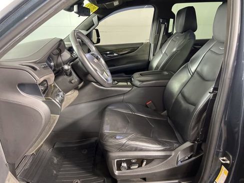 Used 2019 Cadillac Escalade Platinum image 9