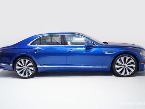 Used 2022 Bentley Flying Spur V8 AWD/4WD image 3