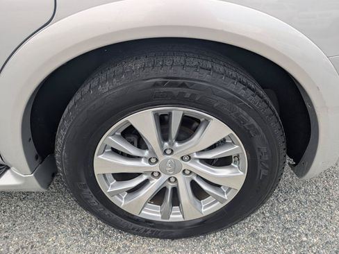 Used 2016 INFINITI QX80 2WD w/ Driver's Assistance Package image 10