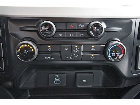 New 2025 Ford F350 XL w/ XL Chrome Package image 21