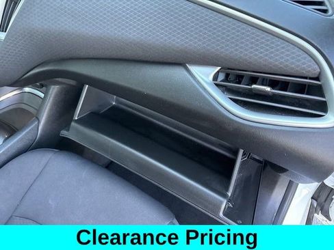 Used 2023 Chevrolet Malibu LT image 42