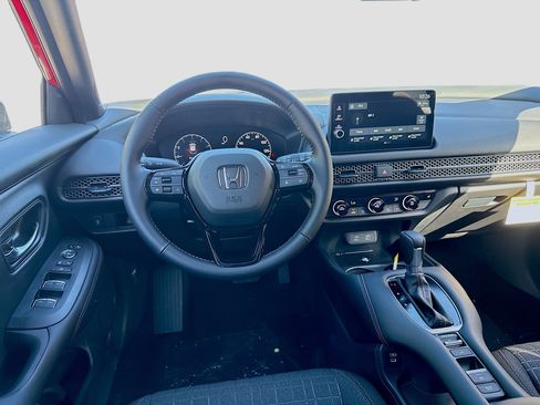 New 2026 Honda HR-V Sport image 17