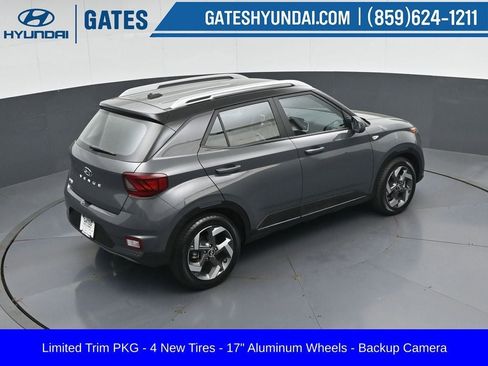 Certified 2024 Hyundai Venue Limited FWD image 44