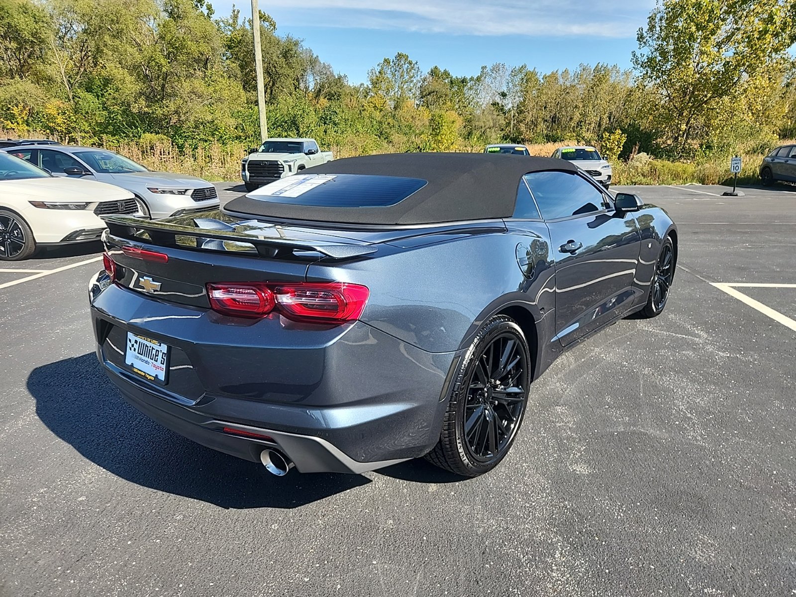 Used 2023 Chevrolet Camaro LT RWD image 12