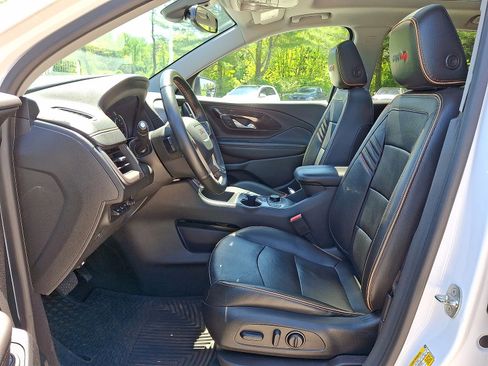 Certified 2023 GMC Terrain AT4 w/ Infotainment Package II AWD/4WD image 11