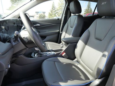 New 2026 Buick Encore GX Sport Touring w/ Advanced Technology Package AWD/4WD image 35