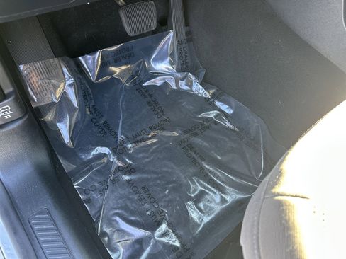 Used 2021 Ford Explorer 2WD image 17