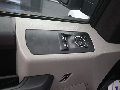 Used 2017 Ford F150 XL w/ Equipment Group 101A Mid AWD/4WD image 11