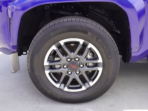 Certified 2025 Toyota Tacoma TRD Sport RWD image 20