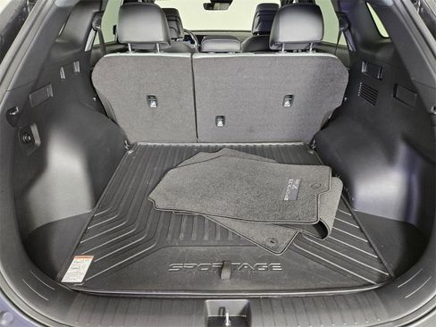 Used 2025 Kia Sportage X-Line w/ Premium Package image 18