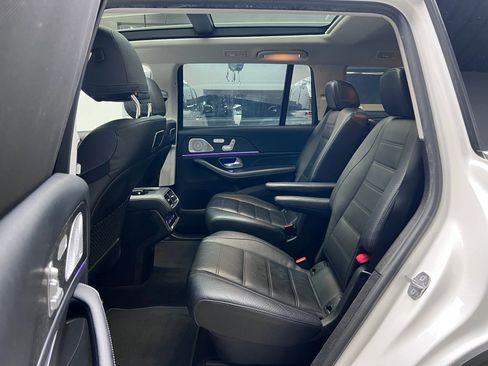 Used 2020 Mercedes-Benz GLS 450 4MATIC image 15