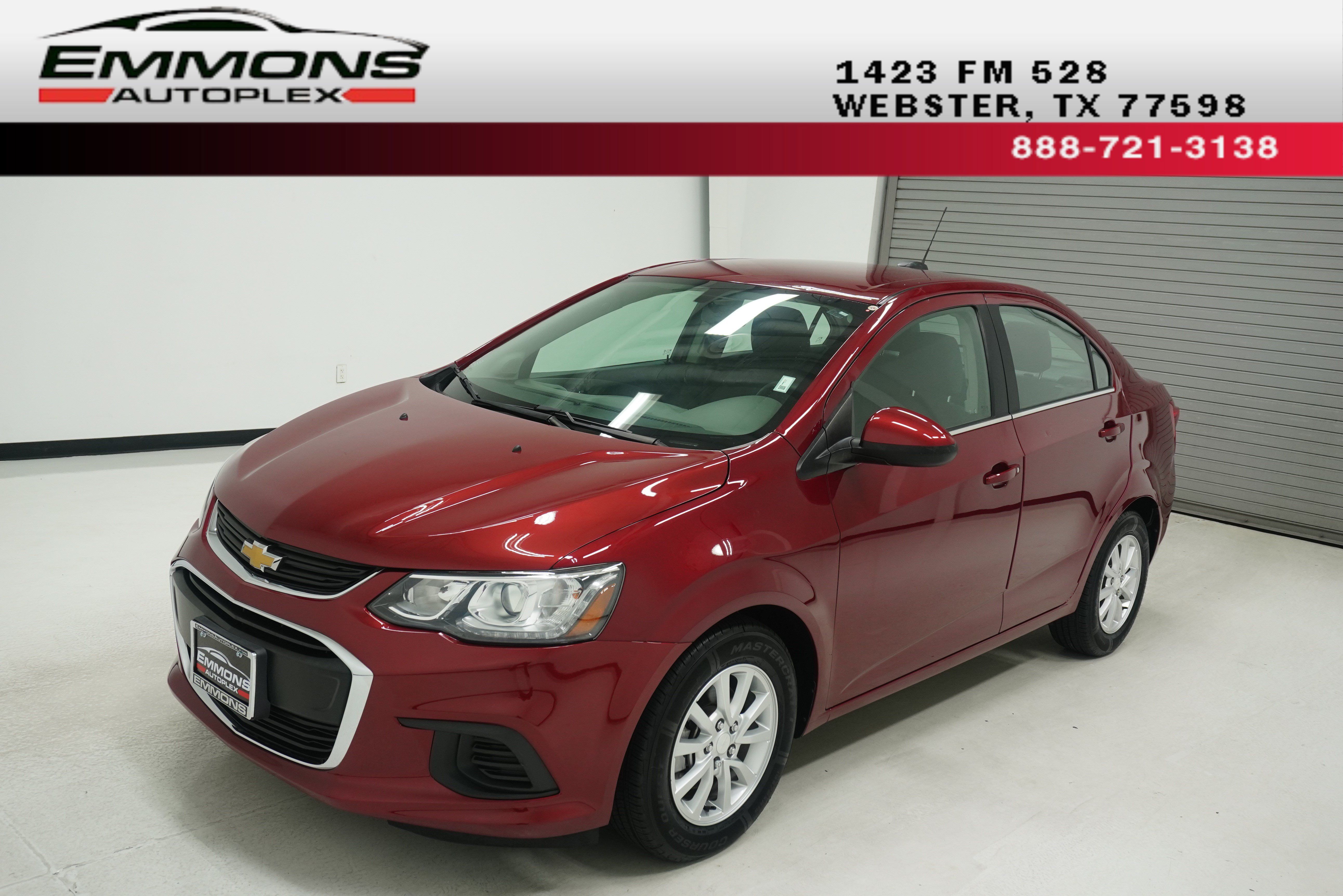 Used 2020 Chevrolet Sonic LT FWD image 1