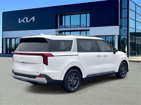 New 2026 Kia Carnival EX image 6