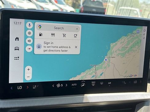 Used 2025 Ford Explorer Active w/ Active Comfort Package image 9