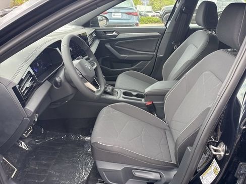 Used 2026 Volkswagen Jetta Sport FWD image 7