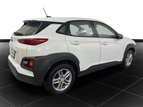Used 2021 Hyundai Kona SE image 5