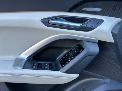 New 2025 Audi Q5 Premium Plus image 10