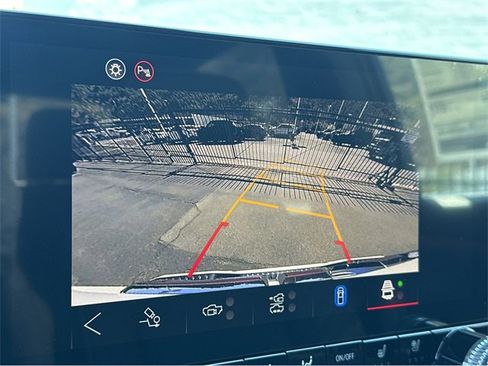 New 2026 GMC Canyon Denali image 25