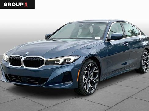 New 2025 BMW 330i Sedan w/ Premium Package image 1