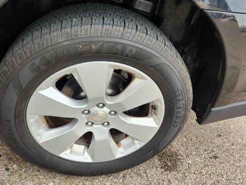 Used 2011 Subaru Outback 2.5i Limited image 30