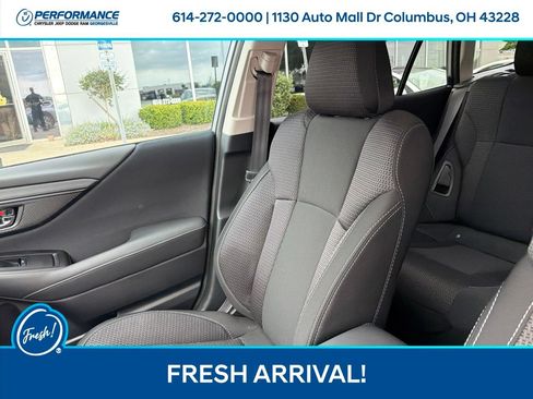 Used 2025 Subaru Outback Premium w/ Popular Package #1 AWD/4WD image 13