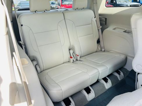 Used 2023 GMC Acadia Denali w/ Denali Ultimate Package image 40