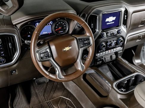 Used 2022 Chevrolet Silverado 3500 LTZ w/ LTZ Plus Package AWD/4WD image 16