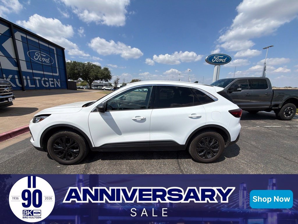 Used 2024 Ford Escape Active w/ Tech Pack #1 AWD/4WD image 1