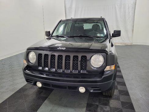 Used 2014 Jeep Patriot Sport w/ Power Value Group AWD/4WD image 15