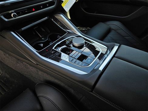 New 2026 BMW X6 xDrive40i image 14