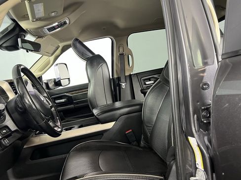 Used 2021 RAM 2500 Laramie image 21