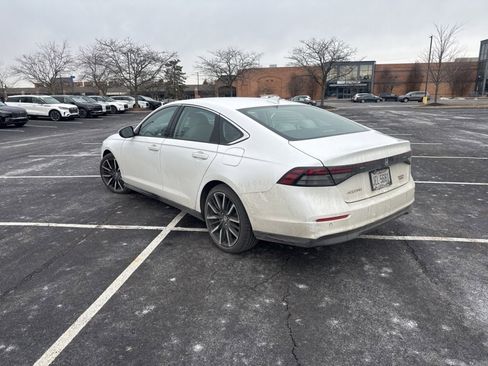 Certified 2023 Honda Accord Touring image 7