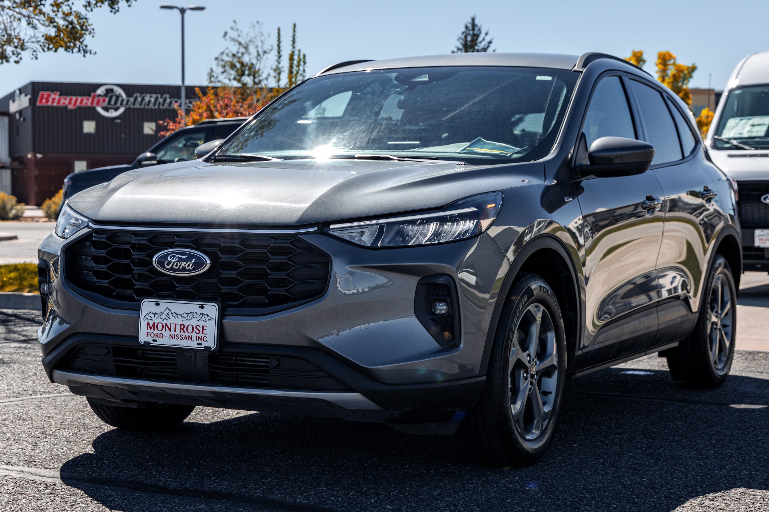 Used 2025 Ford Escape ST-Line Select AWD/4WD image 1