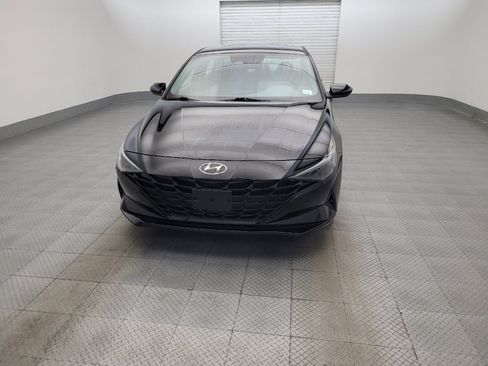 Used 2023 Hyundai Elantra SEL FWD image 15