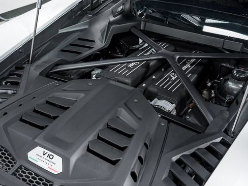 Used 2022 Lamborghini Huracan EVO AWD/4WD image 54