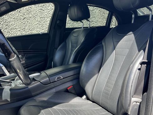 Used 2015 Mercedes-Benz S 550 Sedan w/ Sport Package w/ Sport Package image 10