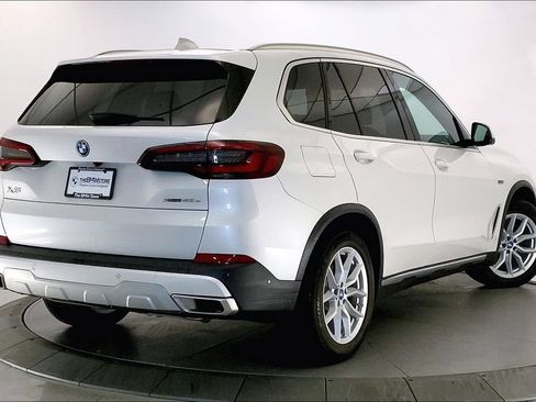 Used 2023 BMW X5 xDrive45e w/ Luxury Seating Package AWD/4WD image 12