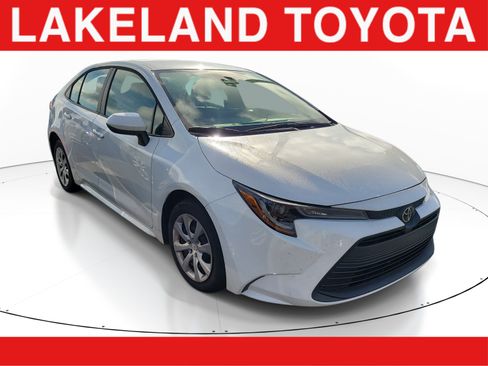 Used 2024 Toyota Corolla LE FWD image 1