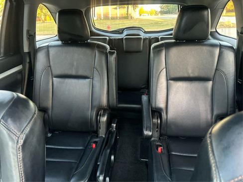 Used 2018 Toyota Highlander XLE image 30