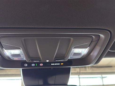 Used 2024 GMC Sierra 2500 Pro w/ Convenience Package image 26