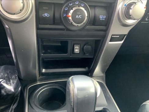 Used 2015 Toyota 4Runner SR5 image 34