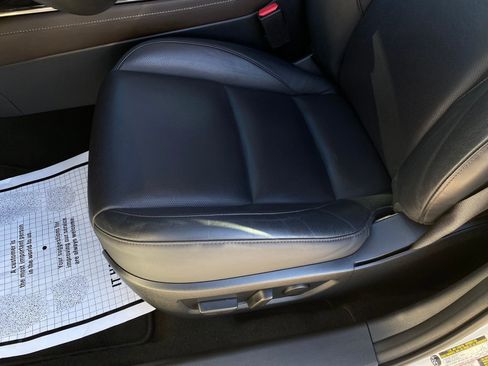 Used 2022 MAZDA CX-30 AWD 2.5 S w/ Premium Package image 11